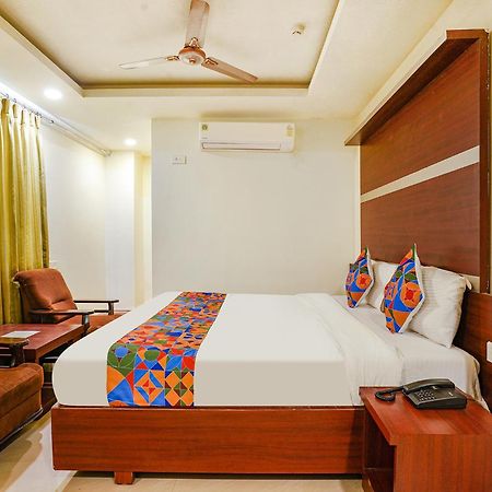 Fabhotel Golden Way Vijayawāda Buitenkant foto